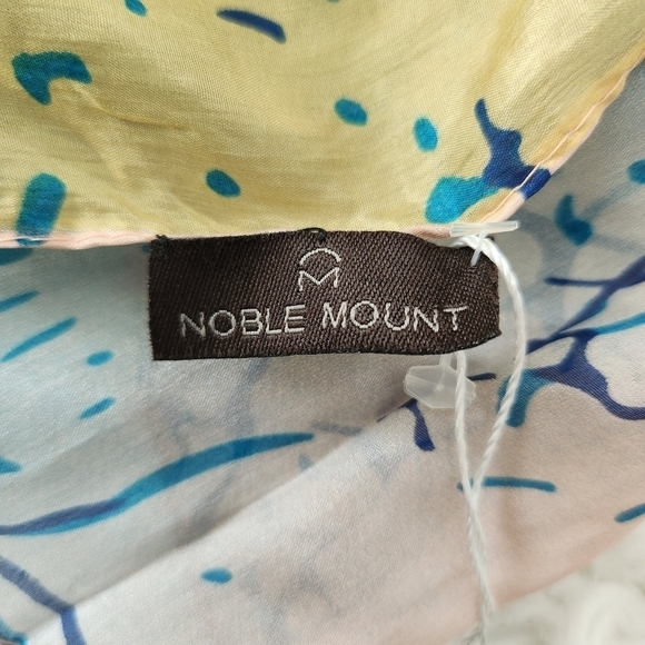 Noble Mount Women's Premium 100% Silk Scarf. New. Fabric:Made with 100% premiu - Picture 4 of 5